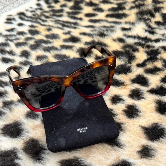 CELINE Havana Pink Sunglasses 3 Dots Eyeglasses CELINE Bold 3 dots CL50086I 072 51-20 Havana in stock main image 3